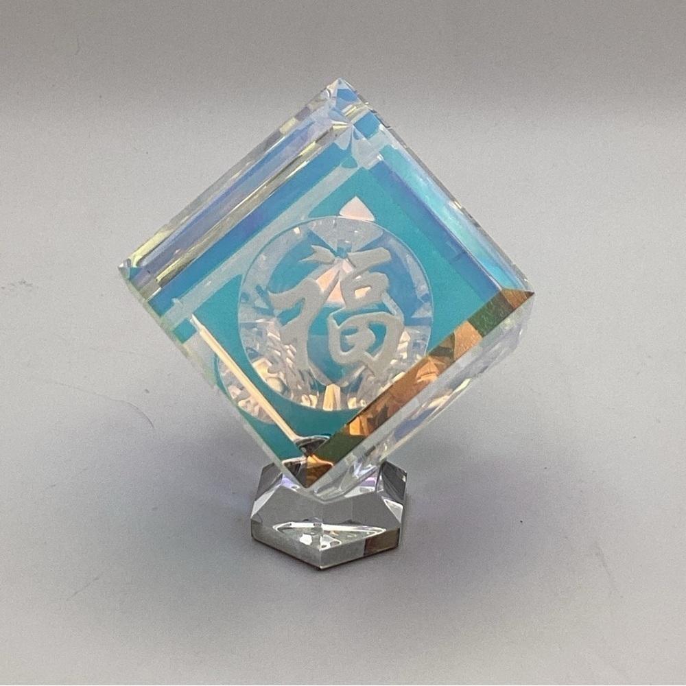 BJ Safyanii Dichroic Iridescent Crystal Glass Cube 1.5” Sculpture Chinese 2.75”T